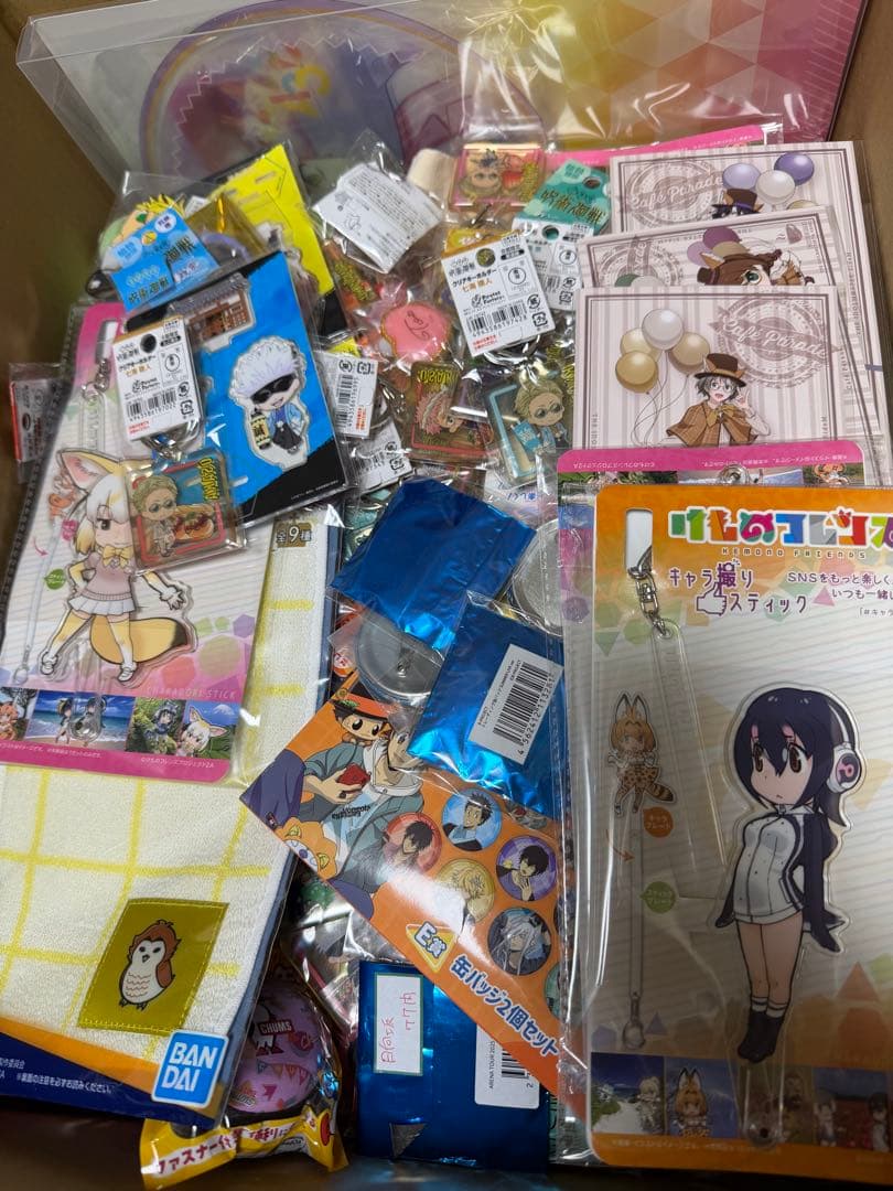 大量　アニメグッズ　まとめ売りセット　600点以上‼︎