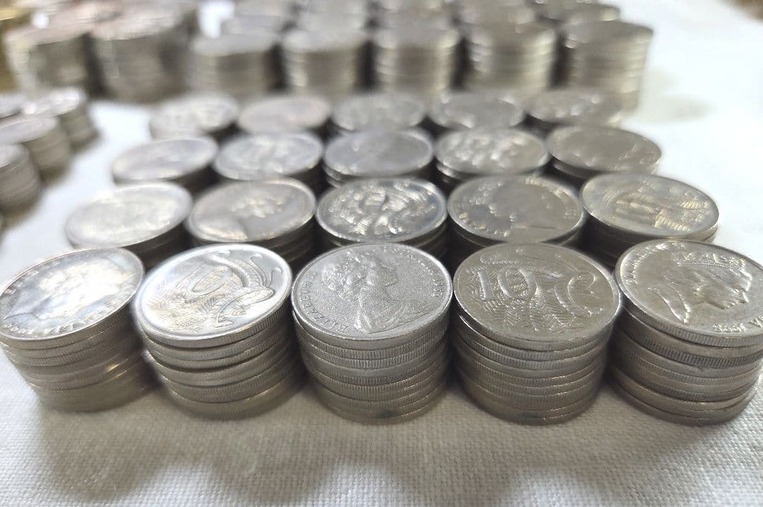 オーストラリアドル　豪ドル　外貨　外国　海外　　硬貨　古銭　貨幣　AUD