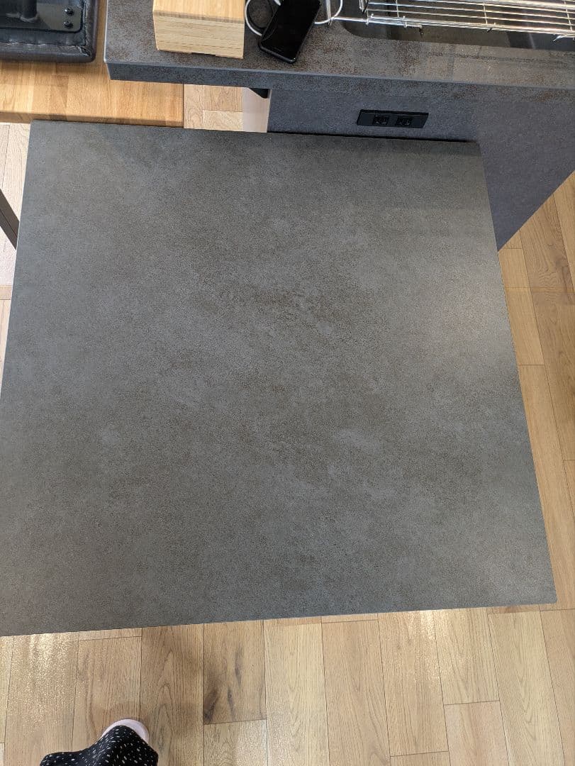 ニトリ　セラミックダイニングテーブル　セラール 85センチ