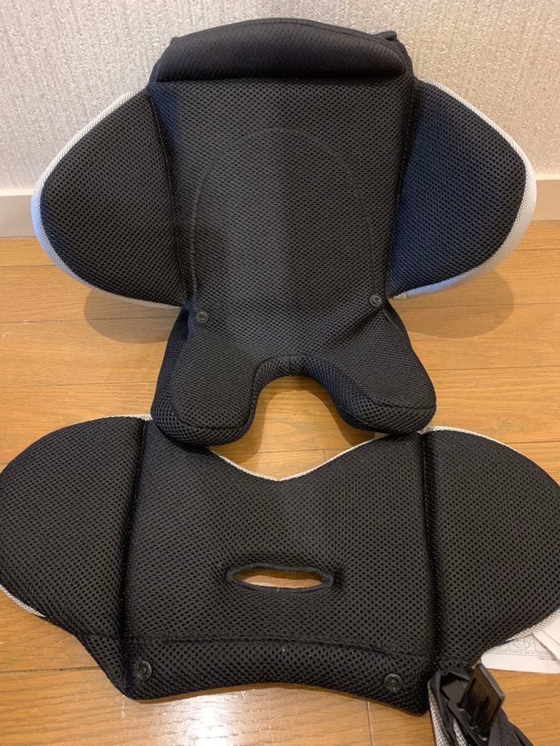 アップリカ クルリラAB isofix チャイルドシート