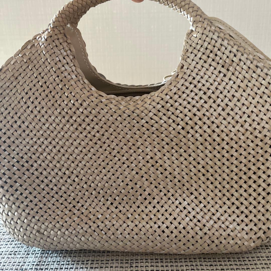 PRADA 編み込みハンドバッグ ベージュ