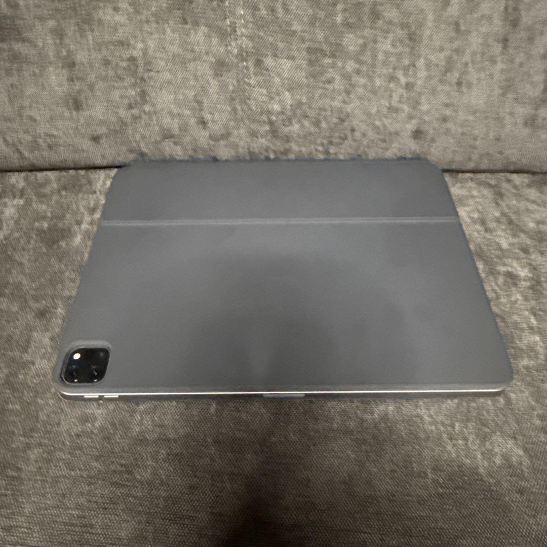 【美品】iPad Pro 12.9 M2 第6世代 256GB キーボード付✨