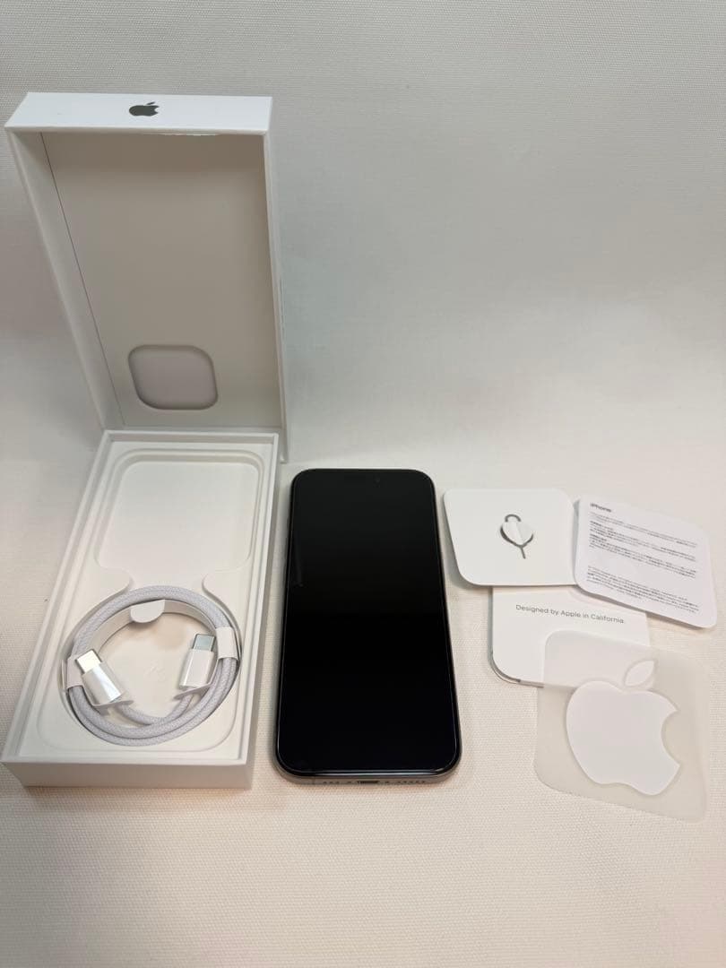 iPhone 15 Pro ブラックチタニウム 512GB SIMフリー