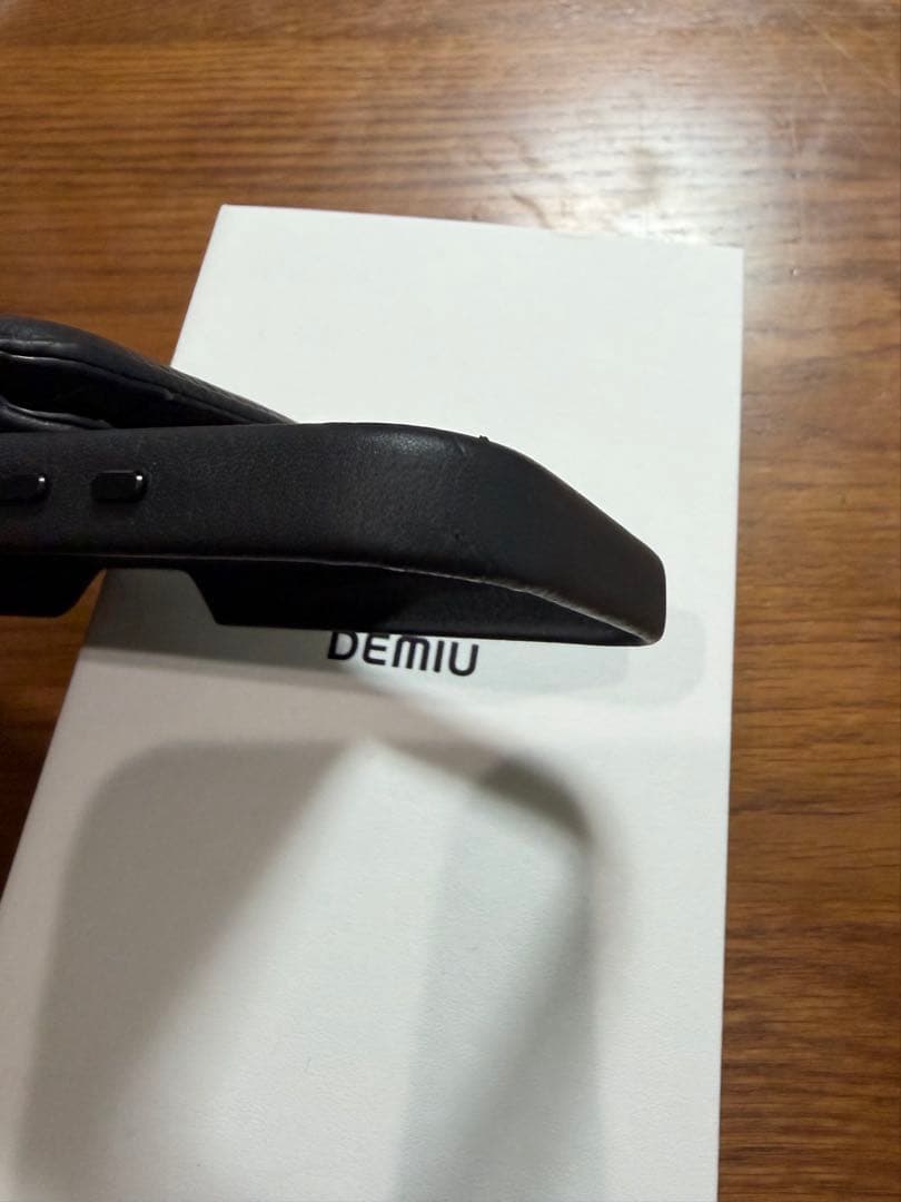 DEMIU BALLOON iPhone 17 Pro ケース ブラック