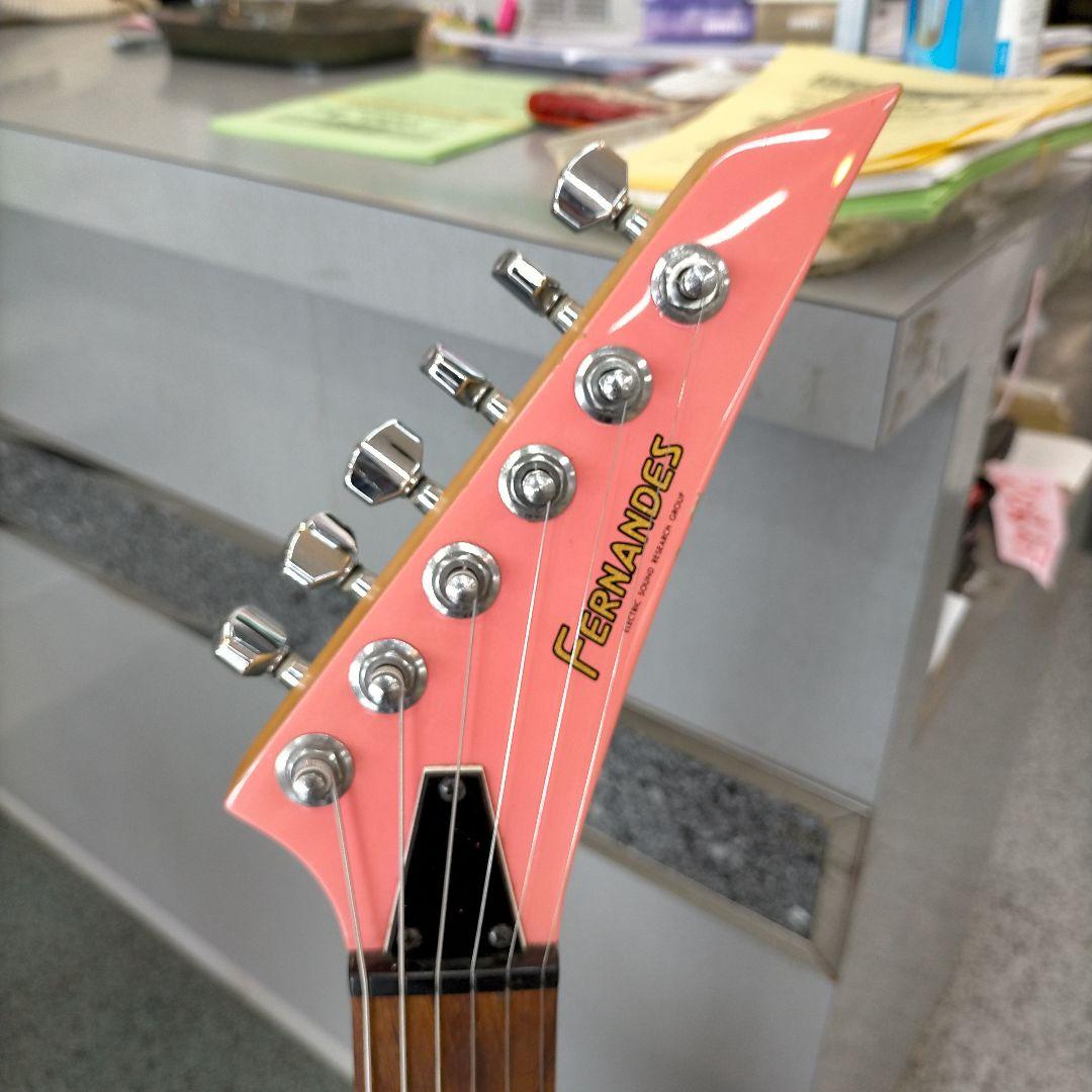 FERNANDES ピンク エレキギター