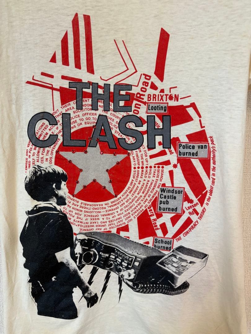 THE CLASH 1984 OUTOFCONTROL Tシャツ