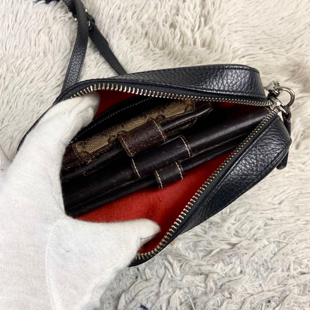 極美品 ヴィヴィアンウエストウッド レザー オーブ ショルダーバッグ ブラック