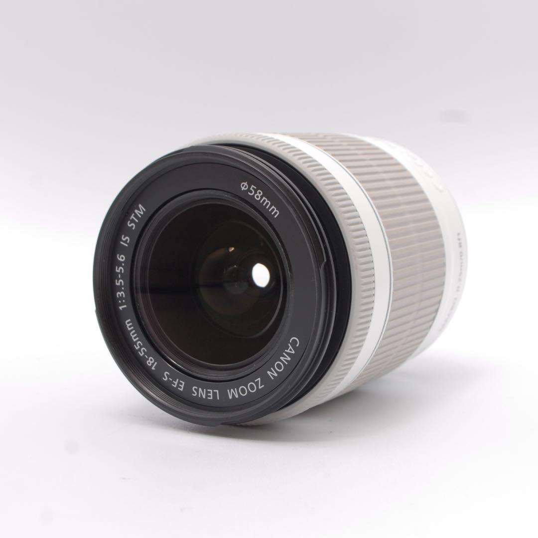 【極美品】Canon EOS Kiss X7 ホワイト ダブルレンズ 女性に人気