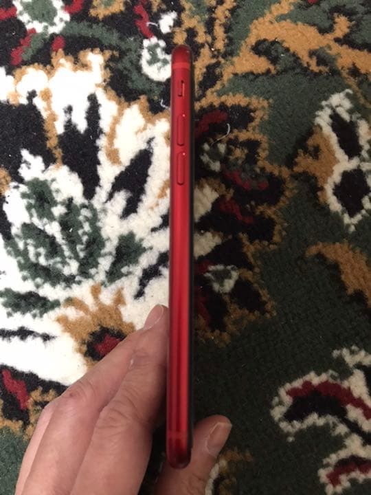 iPhone8 RED 256GB RED SIMフリー