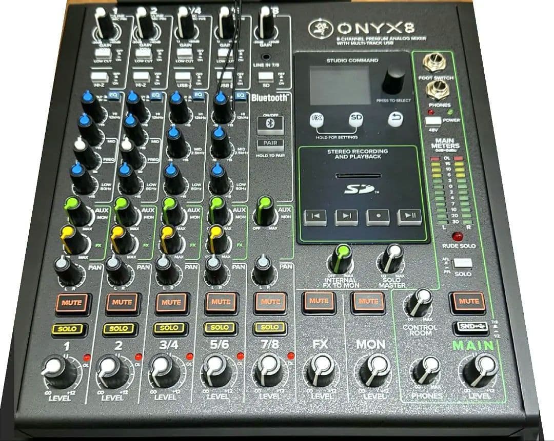 ■■【箱・取説・電源AC付】MACKIE ONYX8 アナログミキサー