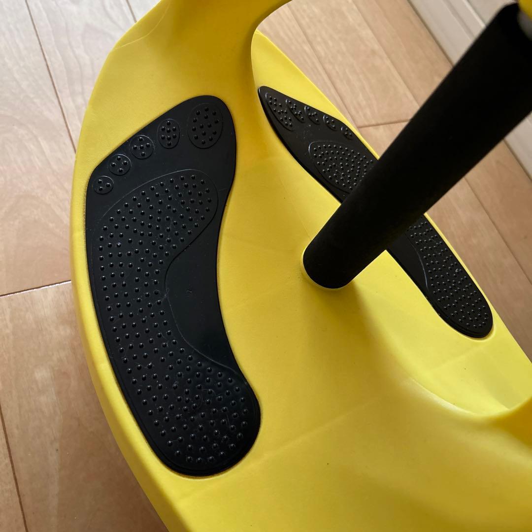 【プラズマカー・ラングスジャパン】黄色 ゴムタイヤ 静音 乗り心地抜群