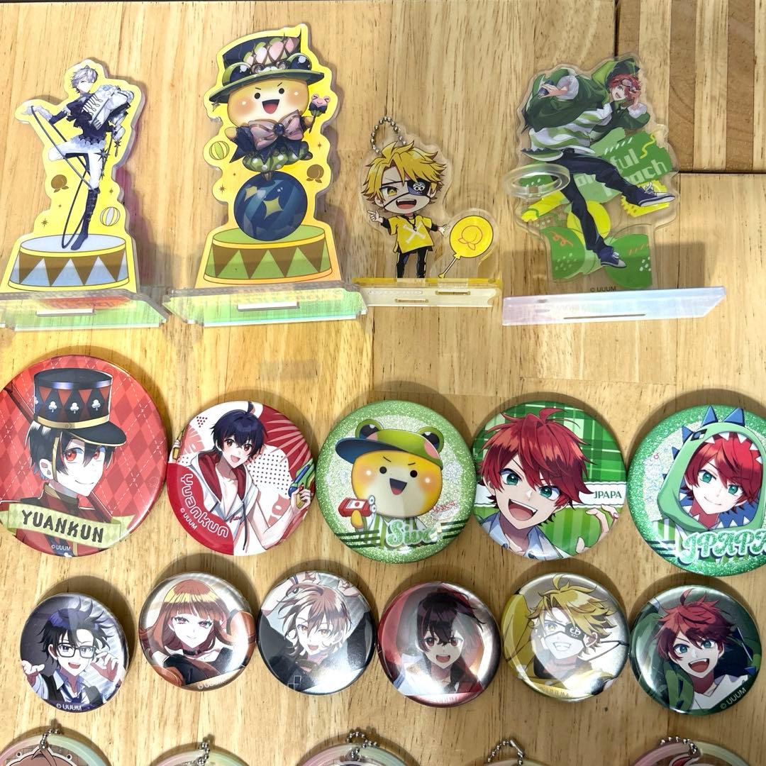 カラフルピーチの公式グッズまとめです