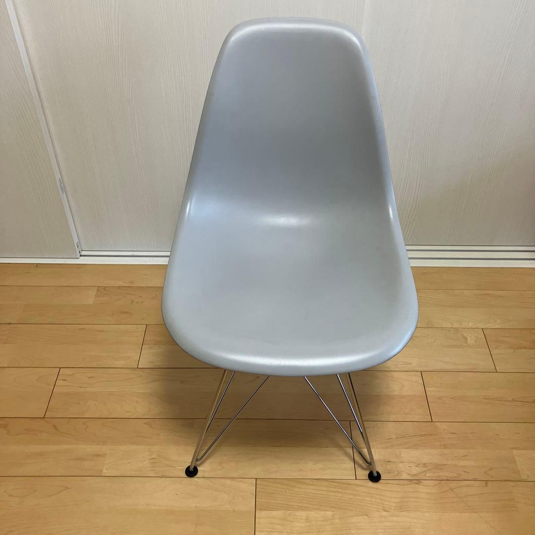 大阪市淀川区•引取限定　vitra ヴィトラ　イームズチェア① グレー