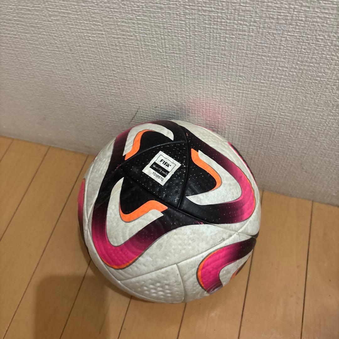 CONEXT24 PRO サッカーボール ホワイト/ピンク