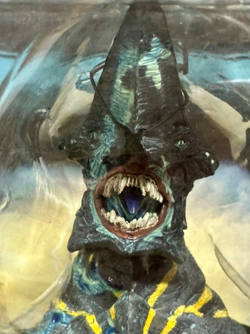 パシフィックリム KAJU KNIFEHEAD フィギュア 約25cm ［新品］