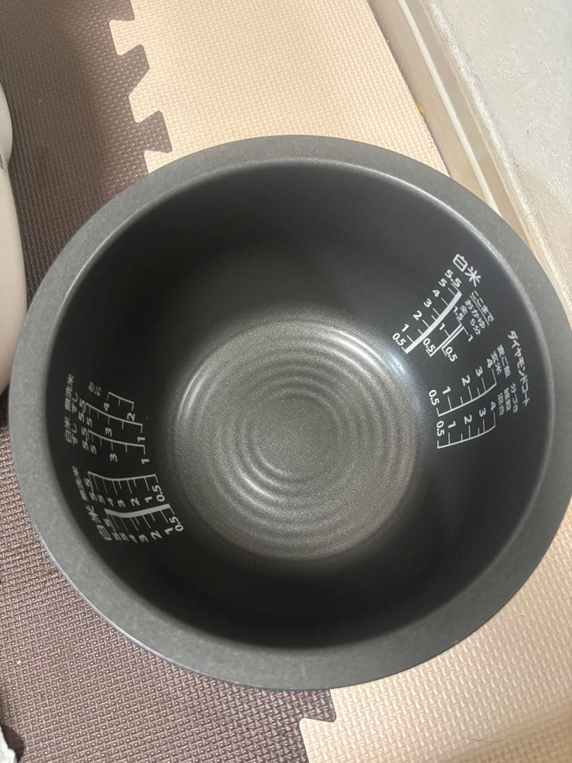 TOSHIBA 圧力IH炊飯器 RC-10VSN-2020年製