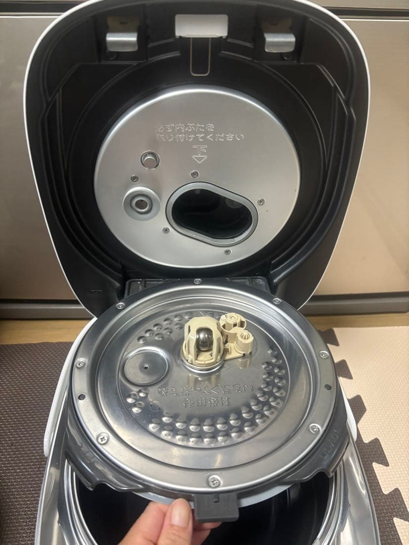 TOSHIBA 圧力IH炊飯器 RC-10VSN-2020年製