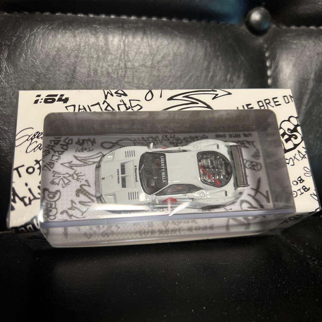 イノモデルLBWK F40 東京オートサロン2023