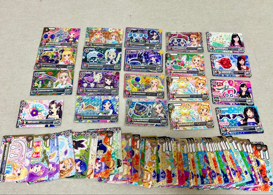 【最終値下】アイカツカード 1259枚まとめ売り