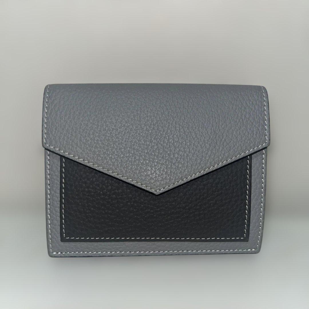 ボナベンチュラ　2つ折り財布