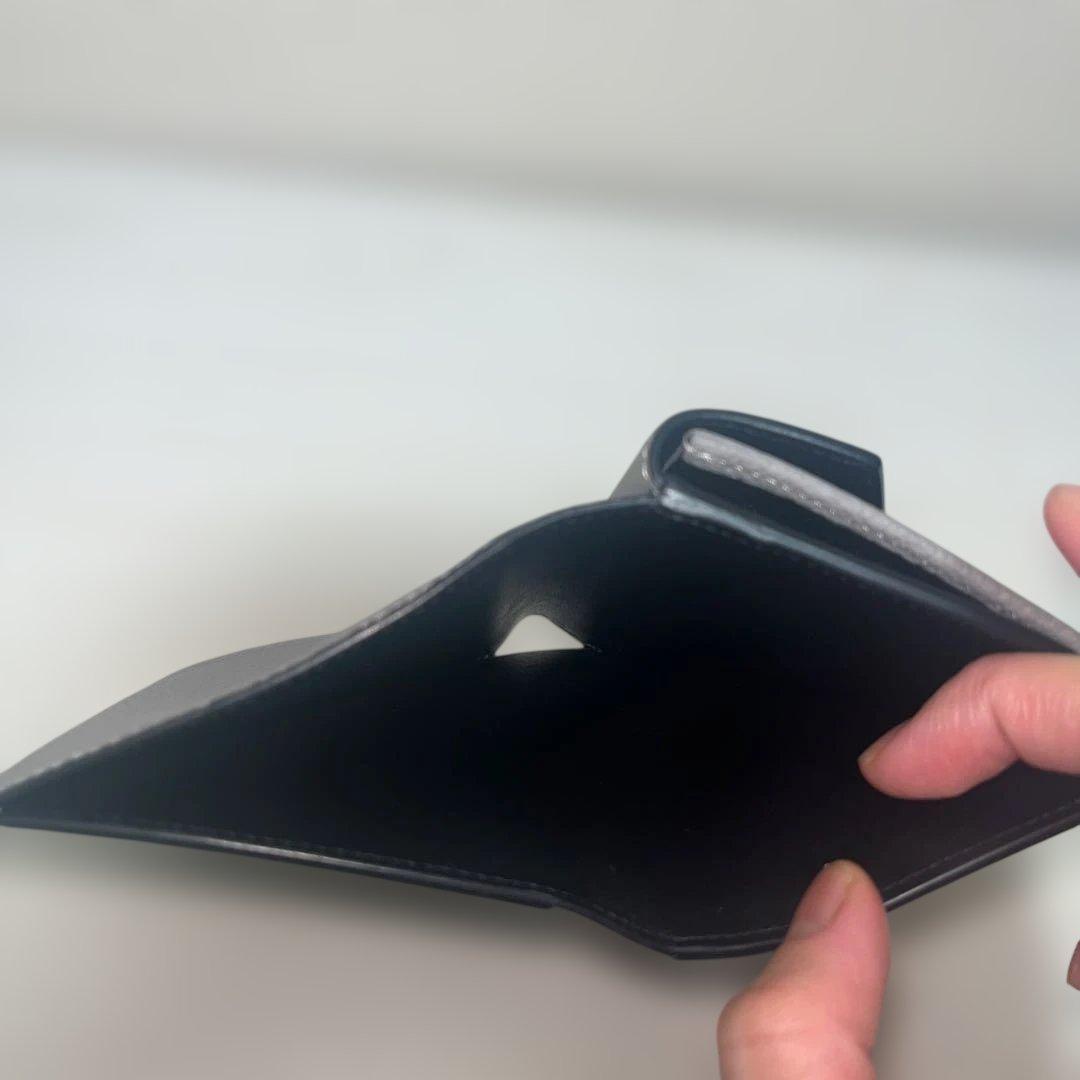 ボナベンチュラ　2つ折り財布