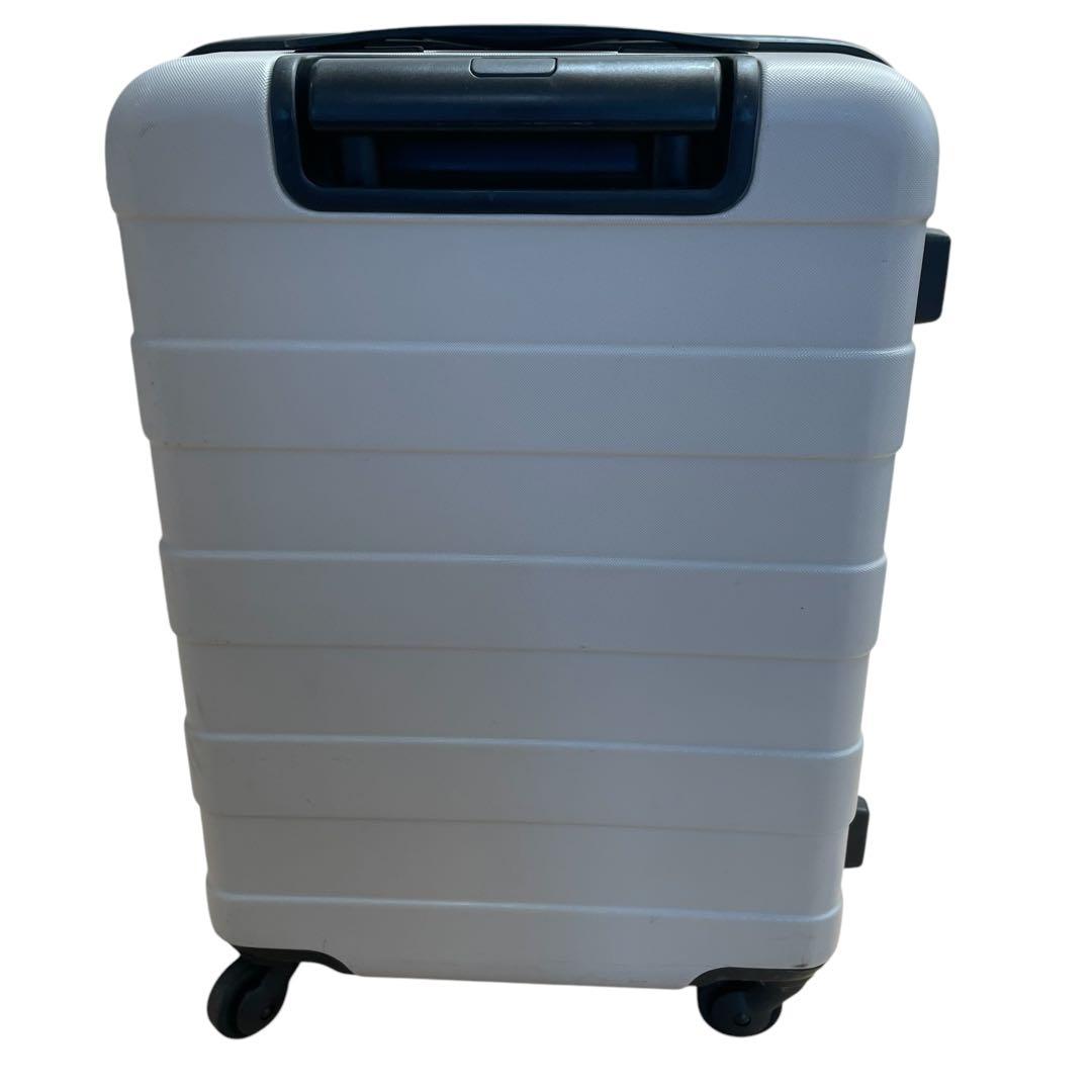 無印良品 バーを自由に調節できる ハード キャリケース 36L 機内持ち込み