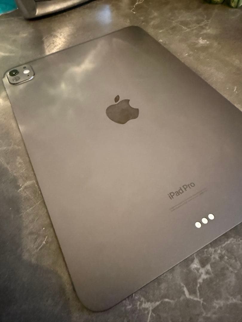 今年購入 /保証有 iPad Pro M4 11インチ256GB 純正キーボード