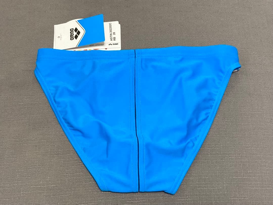 新品 arena 水着 青 28