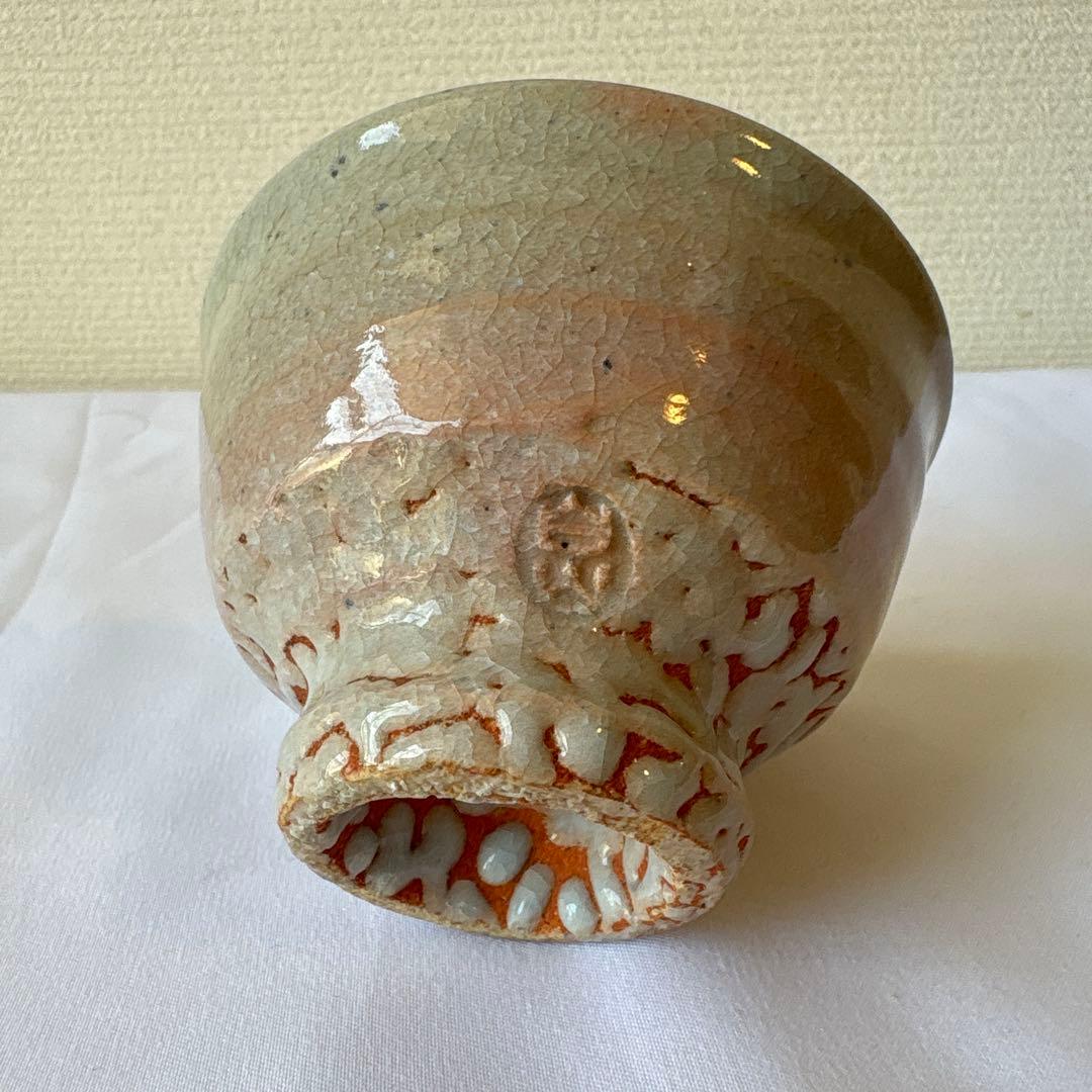 韓国人間国宝　李朝七代白山　金正玉作　嶺南窯 ぐい呑み　共箱