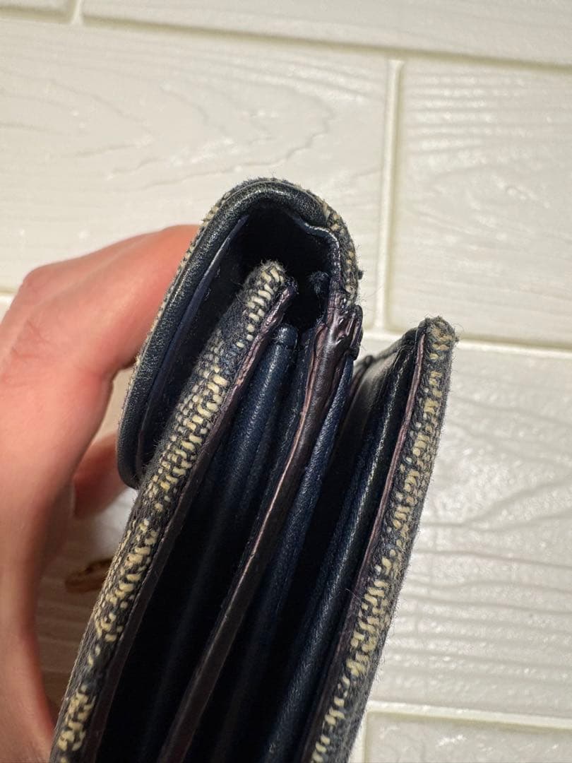 Christian Dior 二つ折り財布 Dロゴ