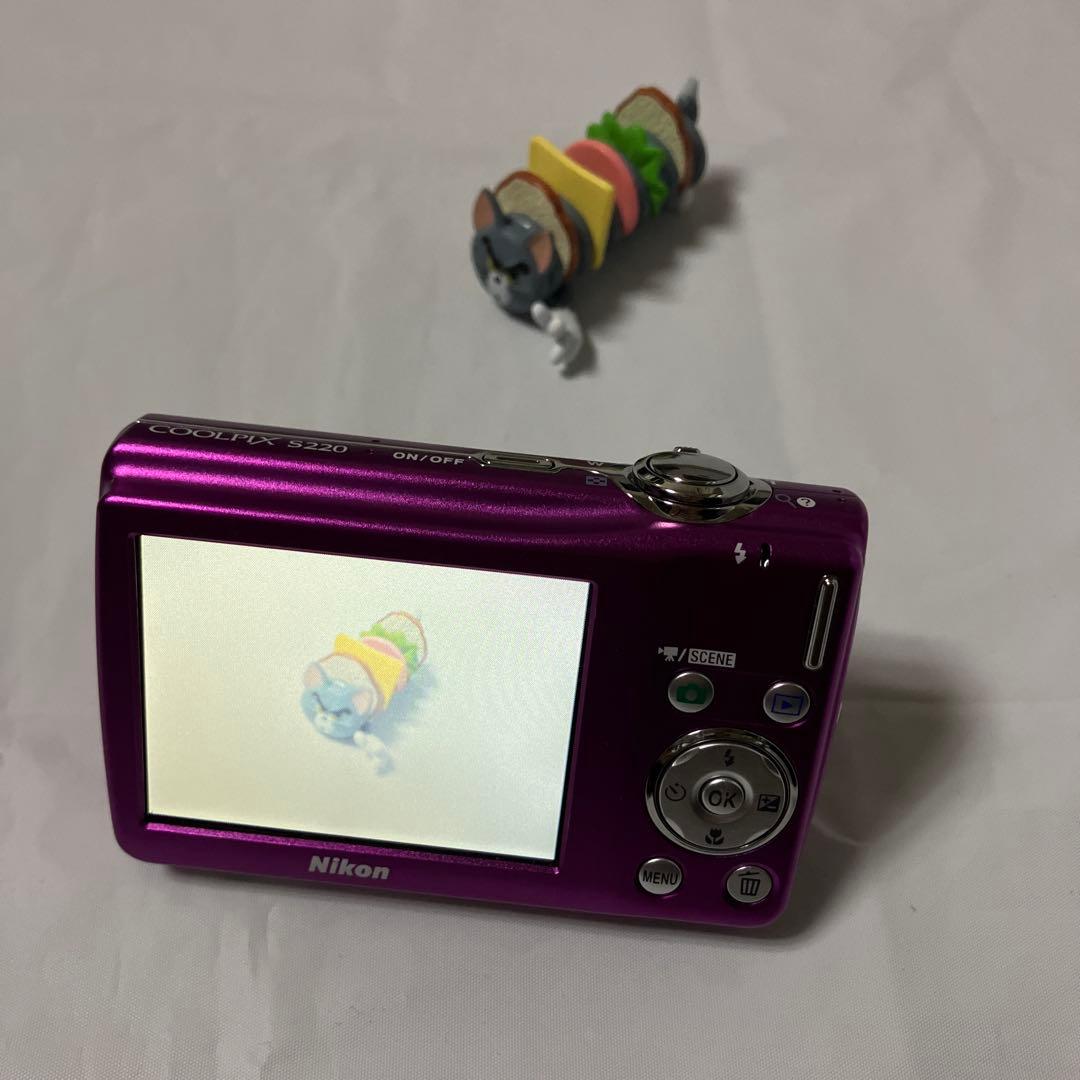 Nikon COOLPIX S220ピンク