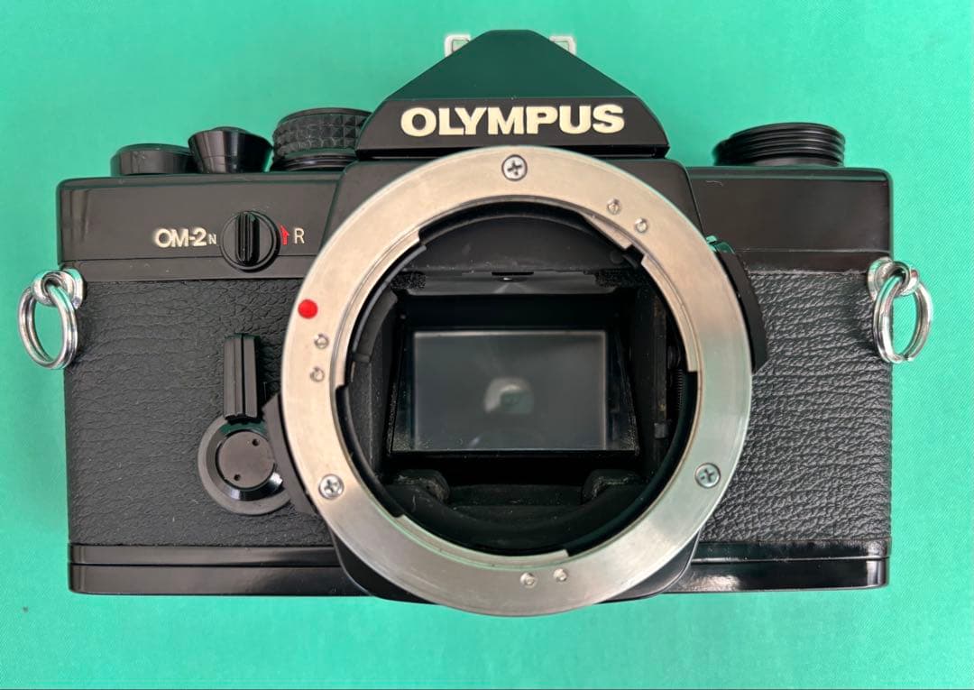 ★ OLYMPUS OM-2N BLACK + 広角レンズ　28mm