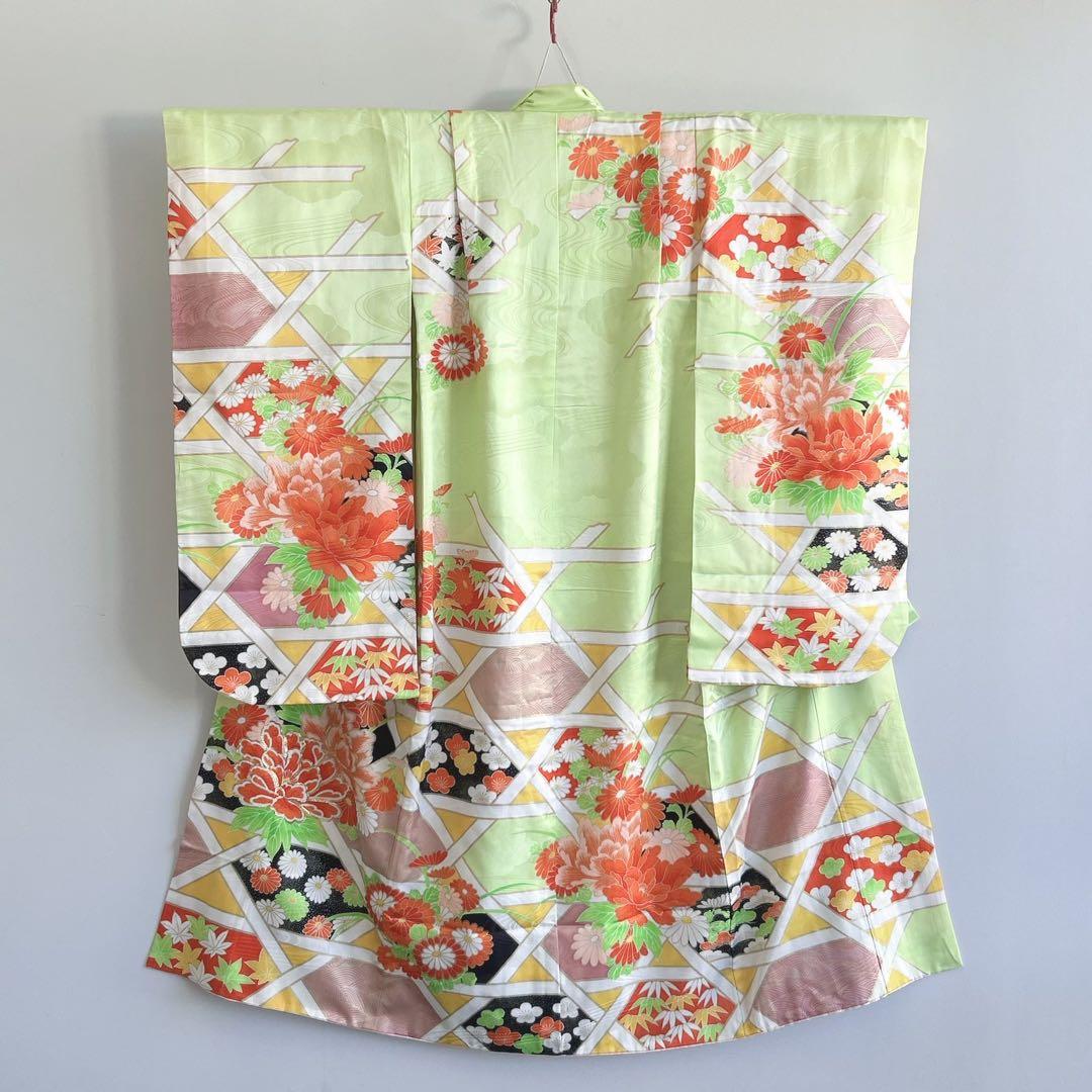 セット七五三7歳女の子長着＆袖なし長襦袢＆丸帯＆草履＆バッグ＆小物黄緑色金糸牡丹