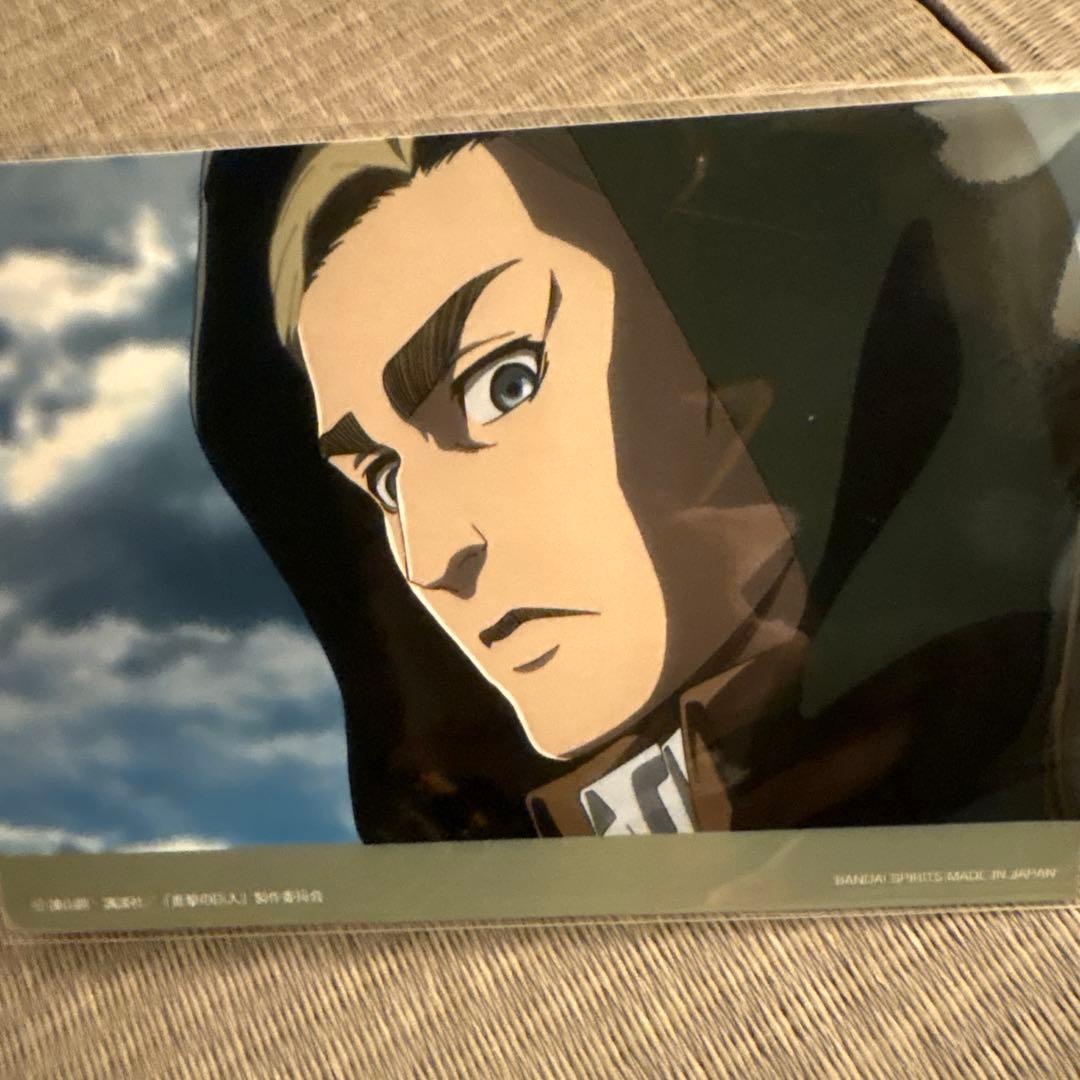 進撃の巨人　エルヴィン　リヴァイ　ブロマイド　wit 4点8枚