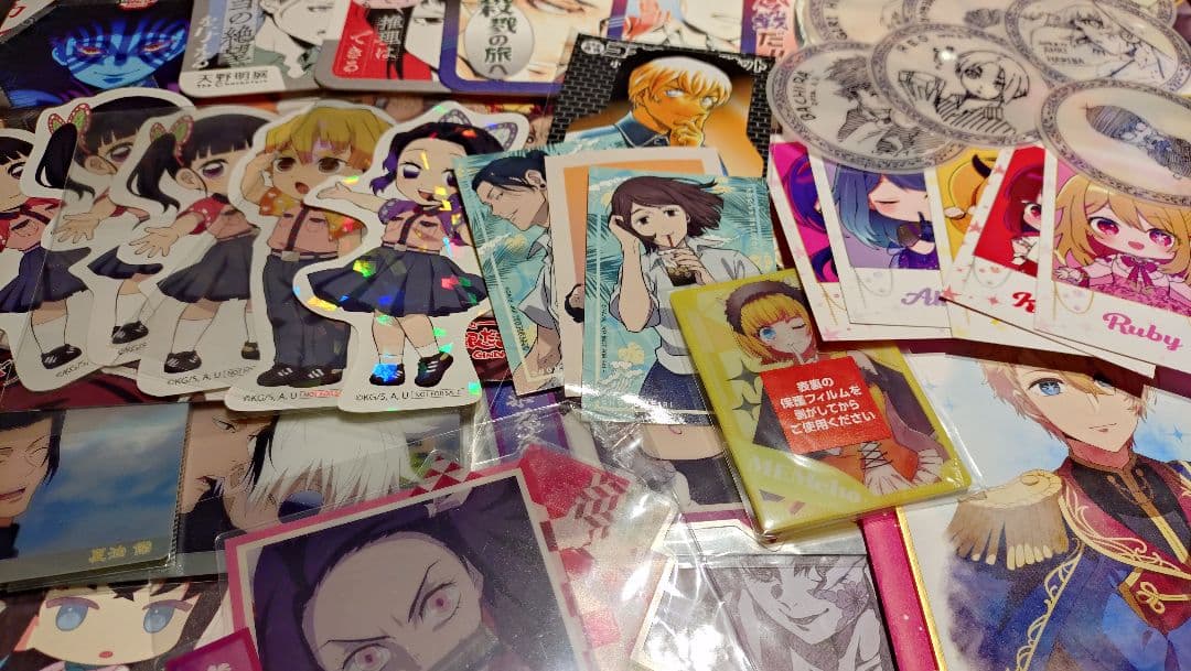 アニメ、漫画グッズまとめ売り 200点以上