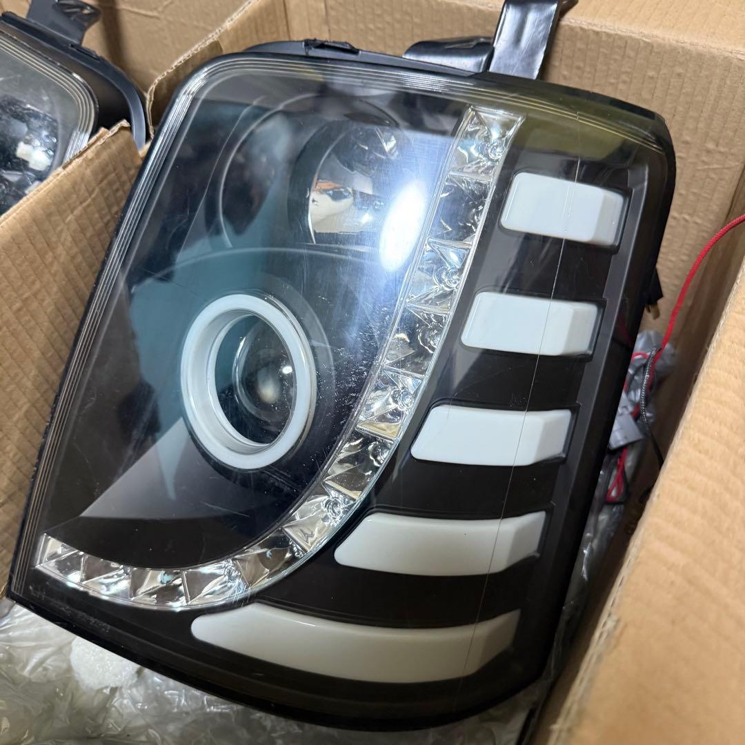 LEDヘッドライト エブリィRETZ ライツ　da64