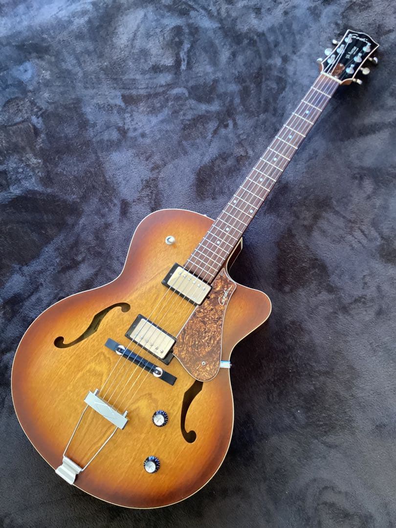 最終価格　GODIN ( ゴダン　ギター ) / 5th Avenue カナダ製