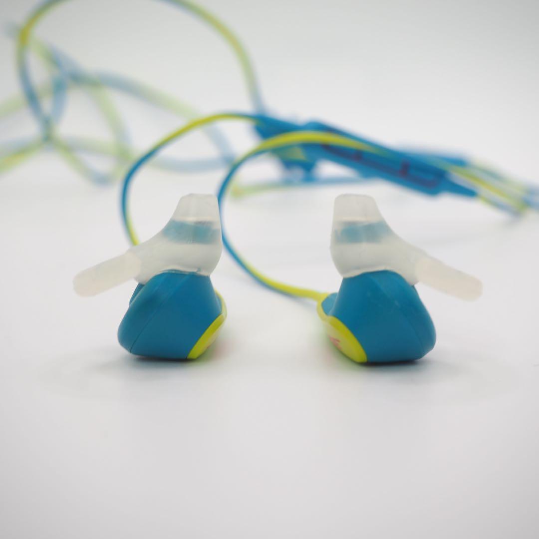 BOSE sound sport ブルー