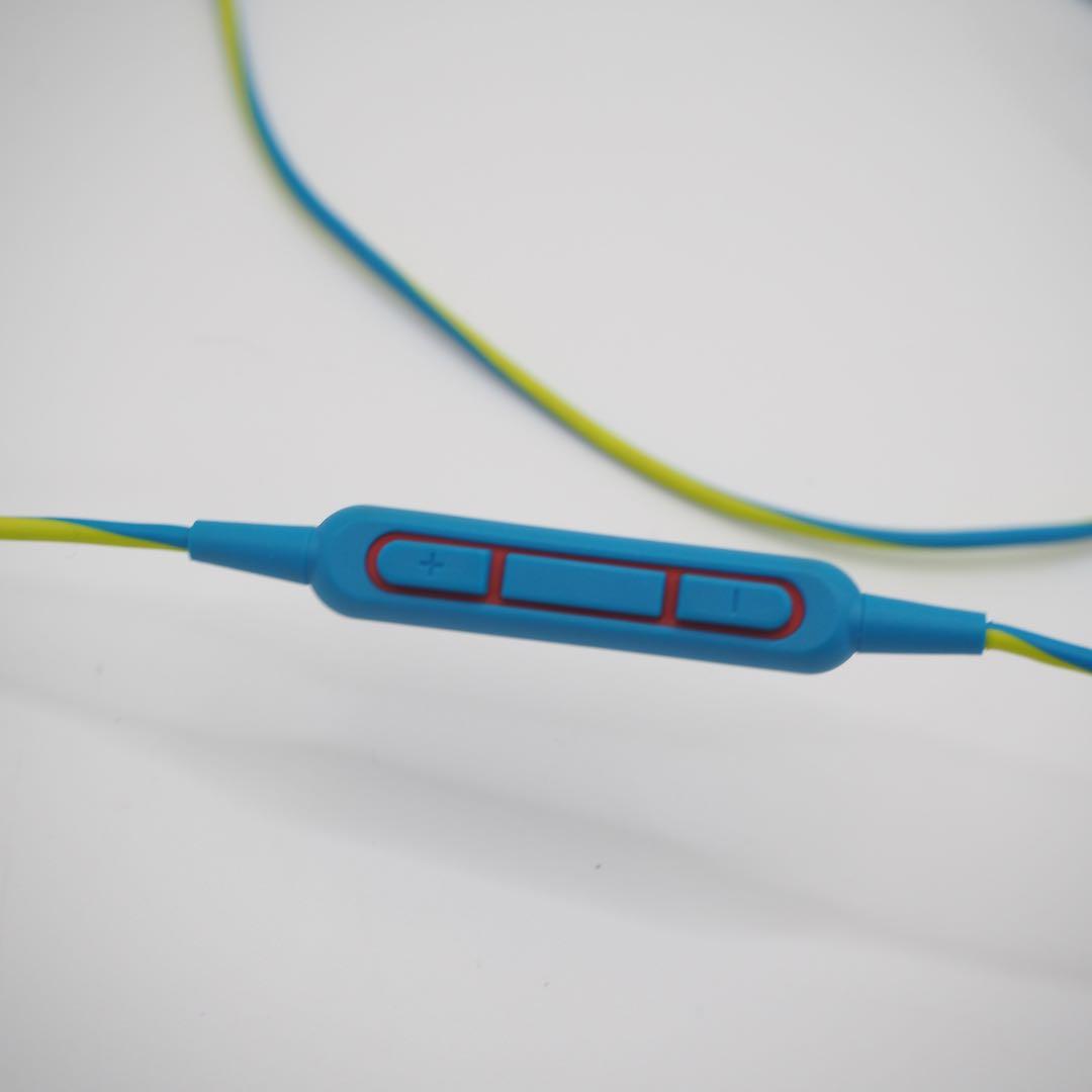 BOSE sound sport ブルー