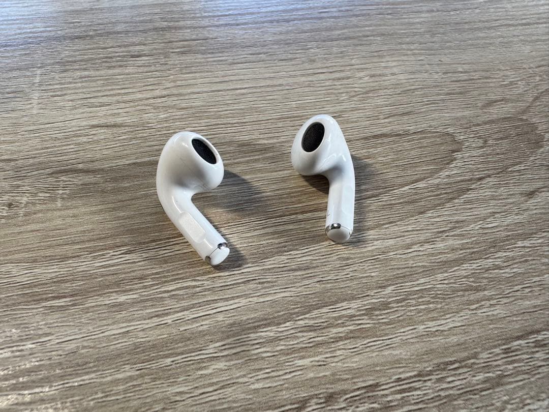 Apple AirPods（第3世代）充電ケース付 A2897 美品