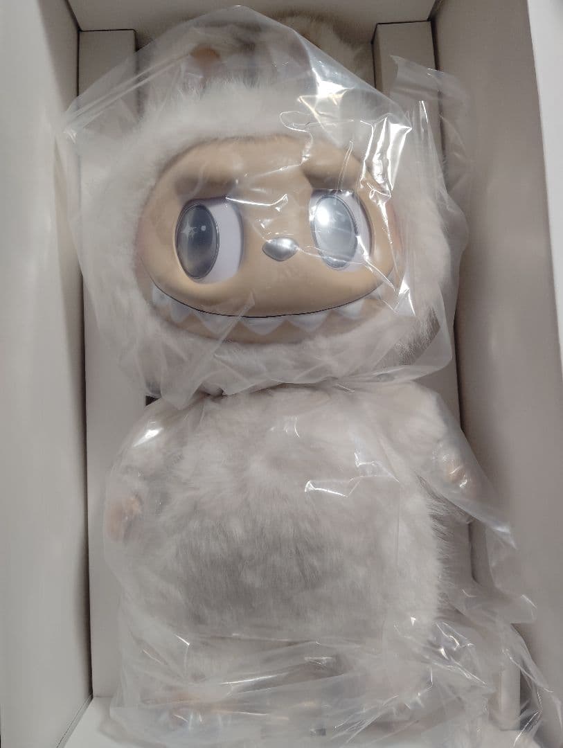 ラブブ メガビックホワイトぬいぐるみ