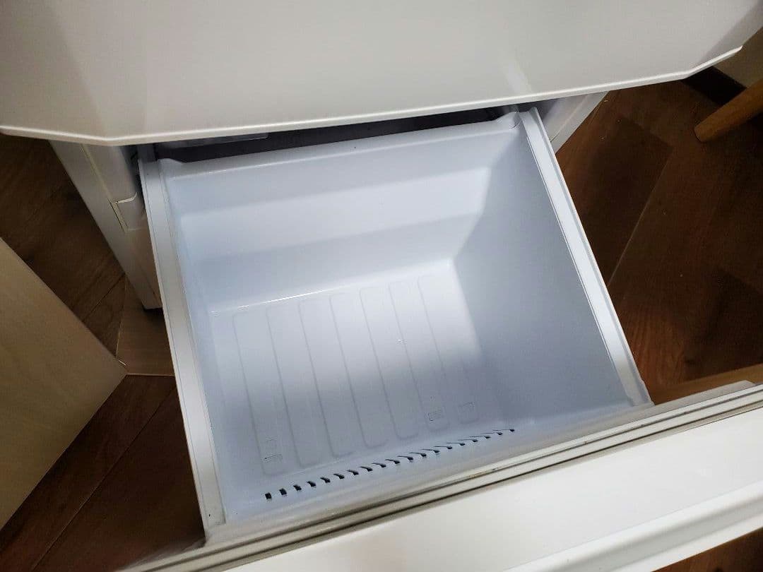 三菱電機 冷凍冷蔵庫(MR-P15EA-kw) ホワイト