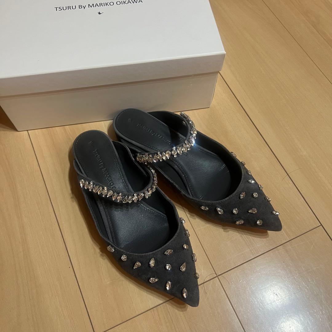 ツルバイマリコオイカワ ビジューフラットミュール