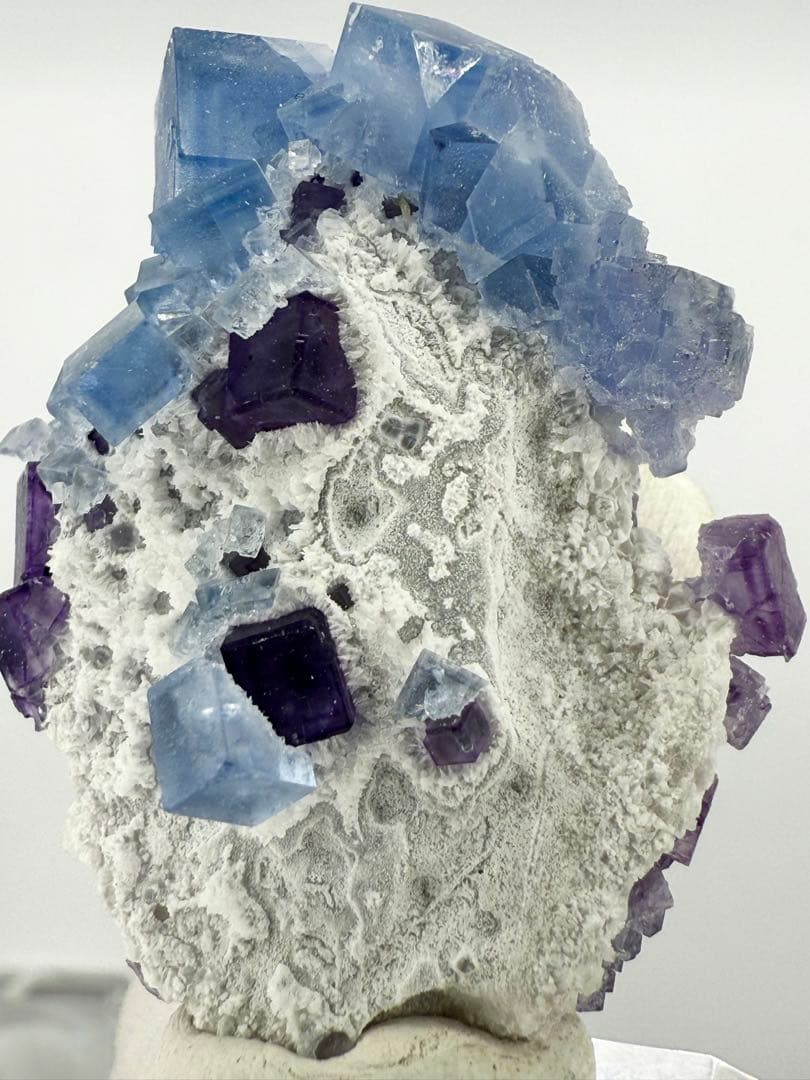 パープル　ブルー　フローライト　蛍石　浙江省産　原石　鉱物標本　天然石