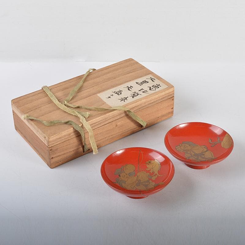 輪島塗　朱塗　金蒔絵　恵比寿天　大黒天　酒盃　一對　時　V R4501
