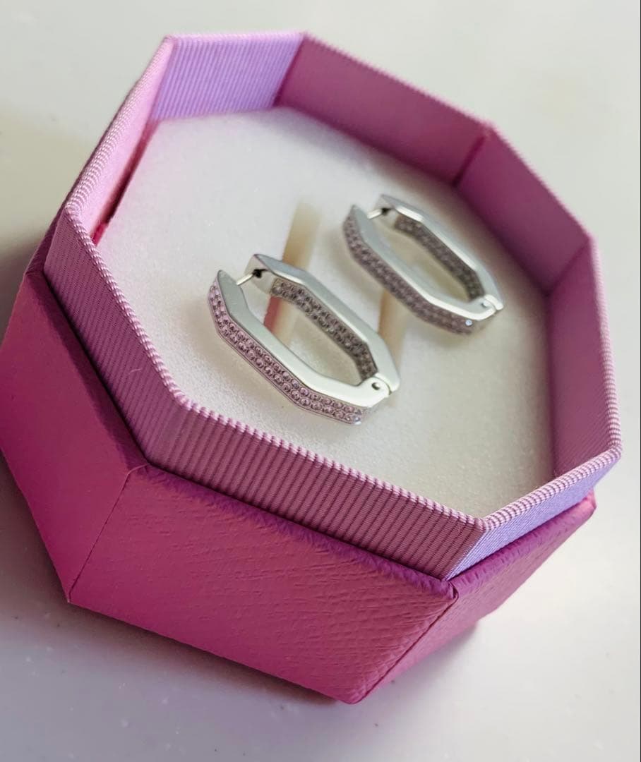 スワロフスキー Swarovski Dextera フープピアス