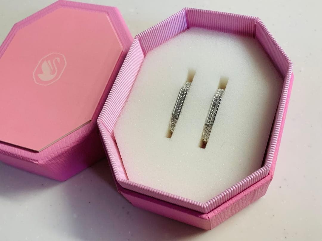 スワロフスキー Swarovski Dextera フープピアス