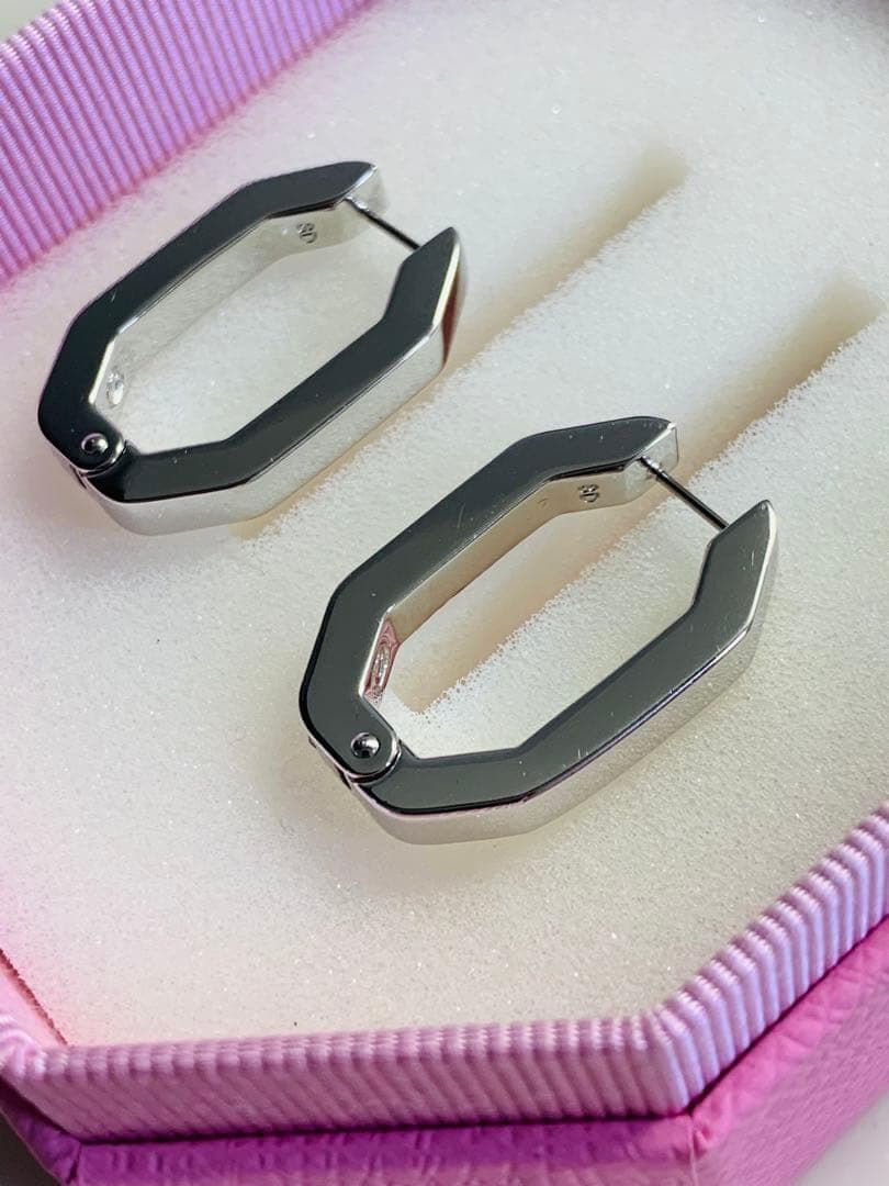 スワロフスキー Swarovski Dextera フープピアス