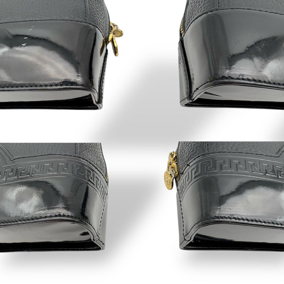 ジャンニヴェルサーチ ハンドバッグ サンバースト レザー エナメル ブラック 黒