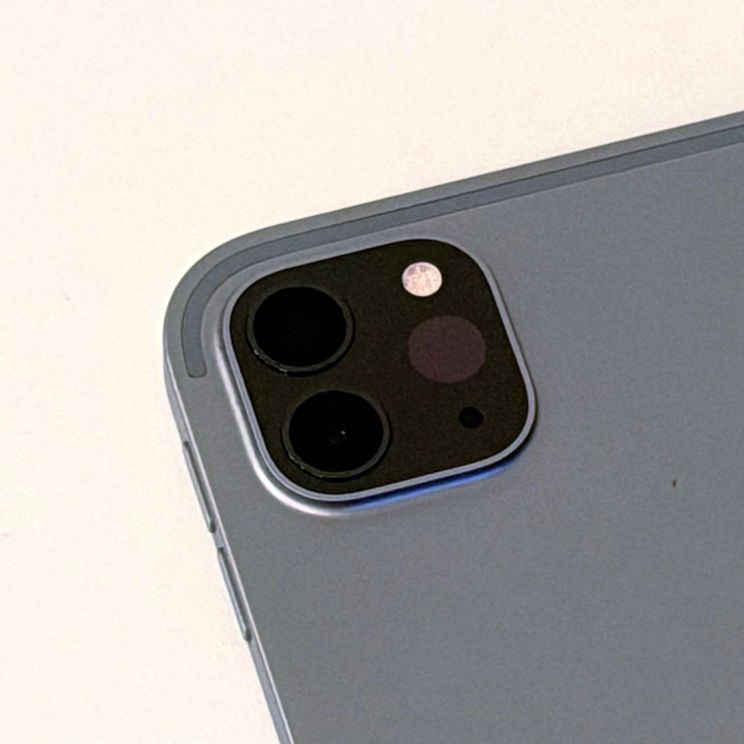 @ファ様　iPad Pro 12.9インチ 第6世代 256GB Wi-Fi